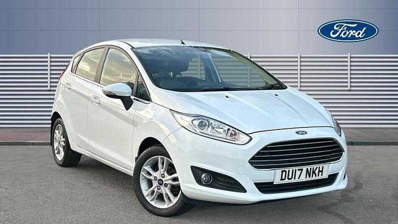 White Used 2017 Ford Fiesta Zetec Hatchback | £7,255 (Good price) - Image 1/4