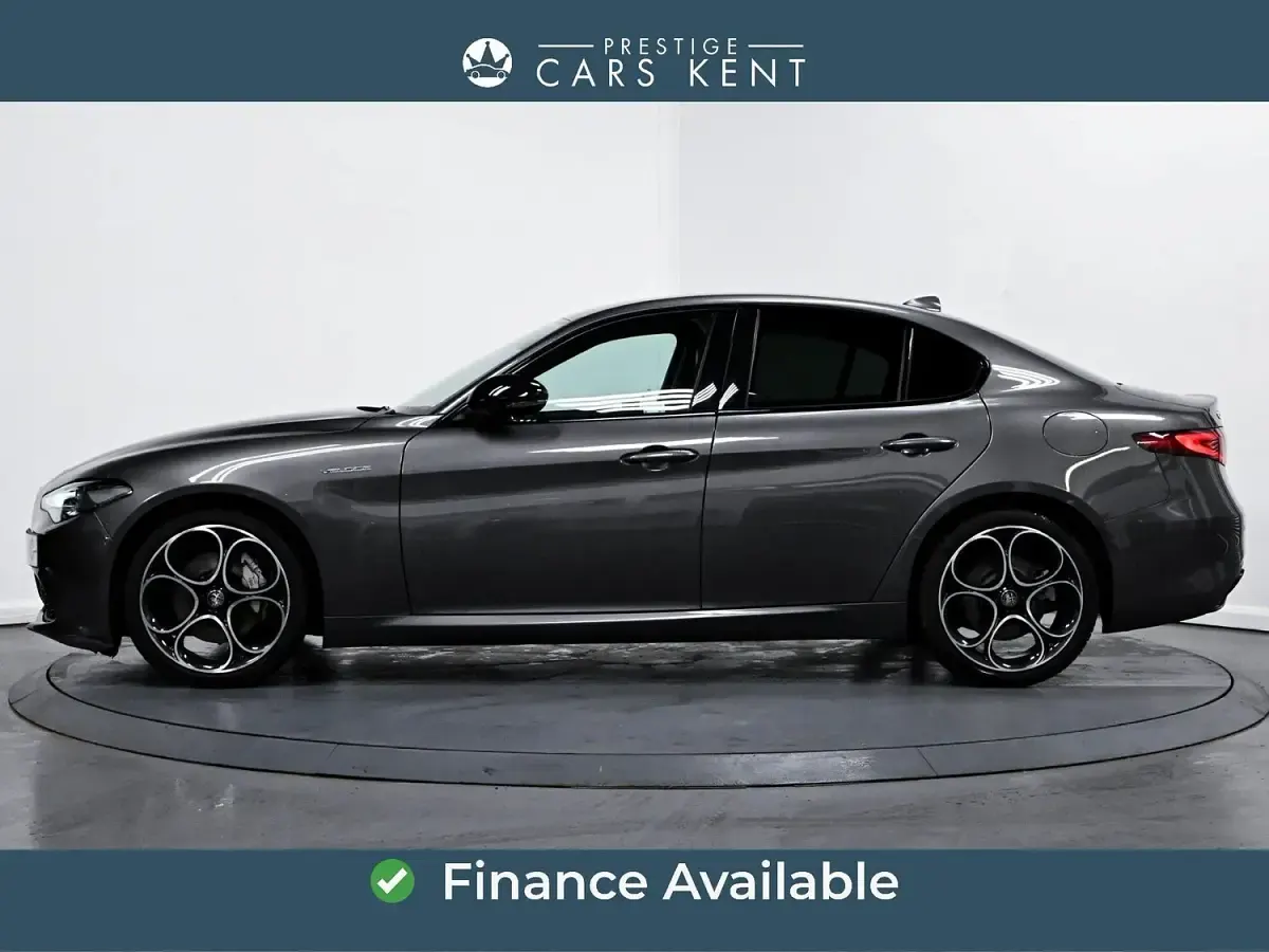 Used Alfa Romeo Giulia Veloce 280 HP (205 kW) 2022 Grey Sedan