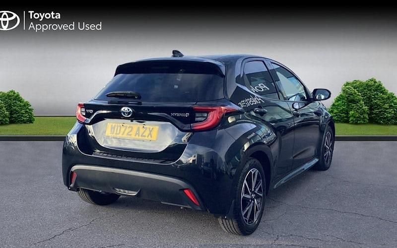 Used Toyota Yaris Hybrid Design 116 HP (85 kW) 2026 Hatchback