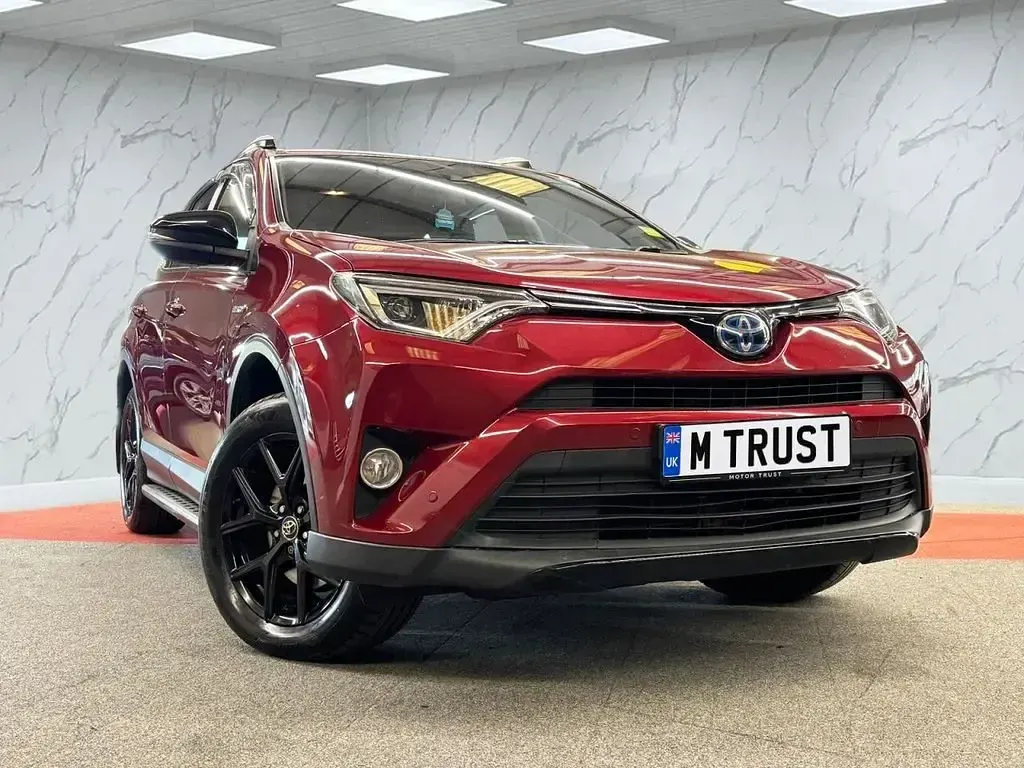 Second-hand Toyota RAV4 2018 Roșu SUV
