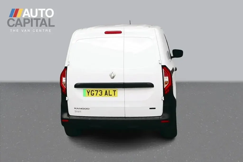 Used Renault Kangoo 89 kW (122 HP) 2024 White MPV
