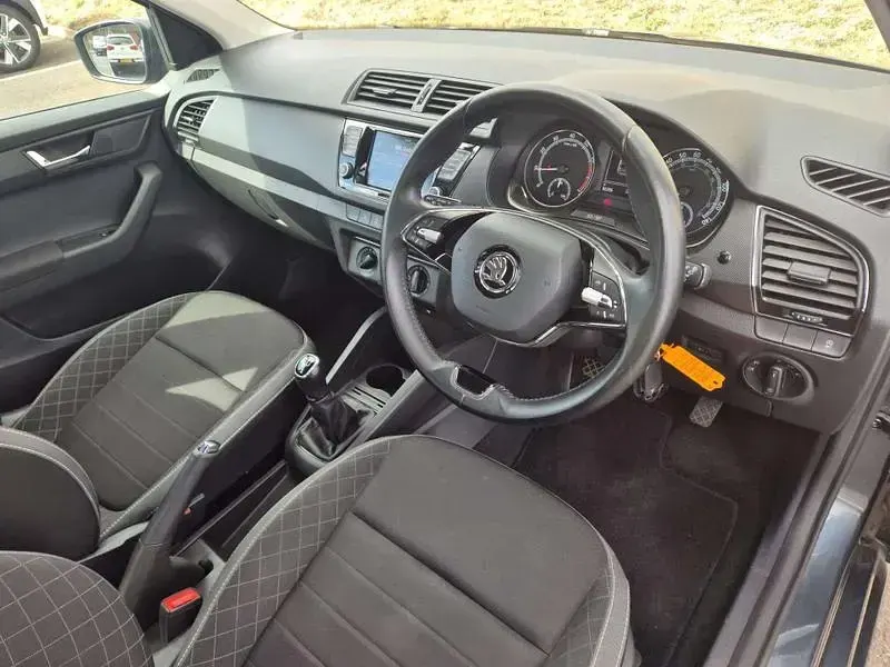 Used Skoda Fabia SE 70 HP (51 kW) 2021 Grey Hatchback