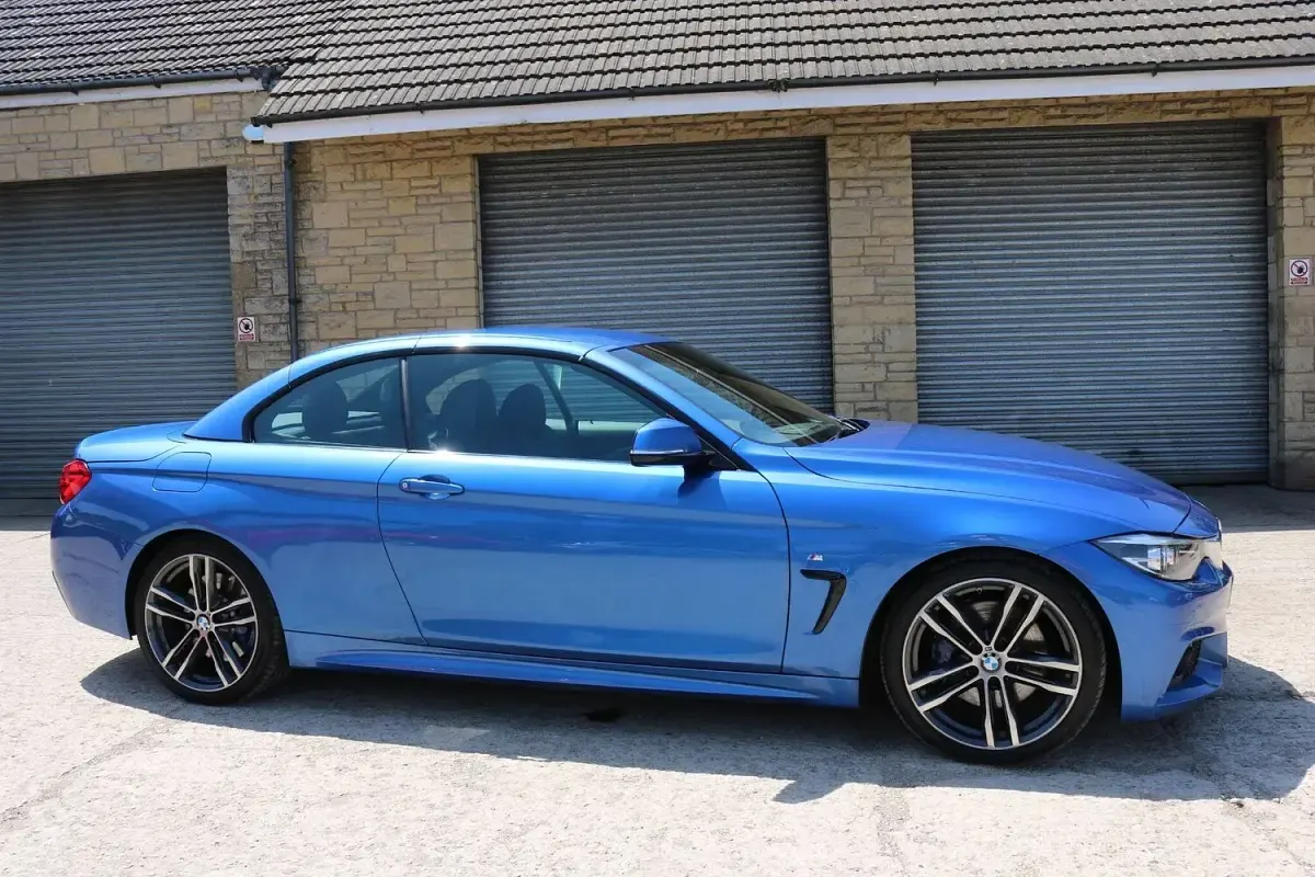Used BMW 420 M Sport 190 HP (139 kW) 2018 Blue Cabriolet