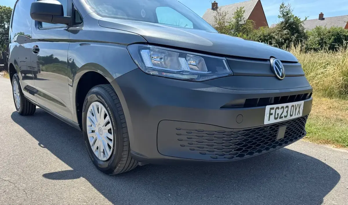 Used VW Caddy 102 HP (75 kW) 2023 Grey MPV