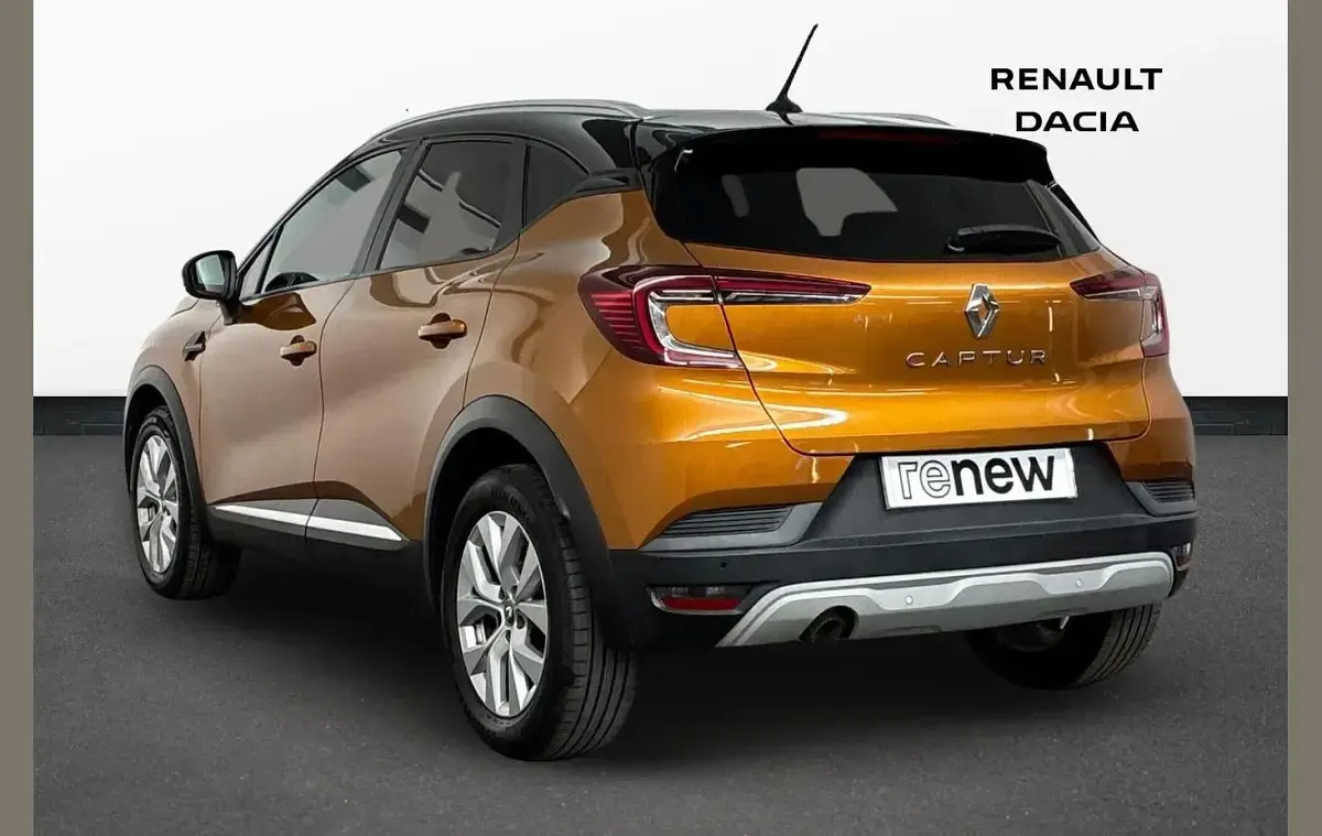 Used Renault Captur Iconic 130 HP (95 kW) 2021 Orange  SUV