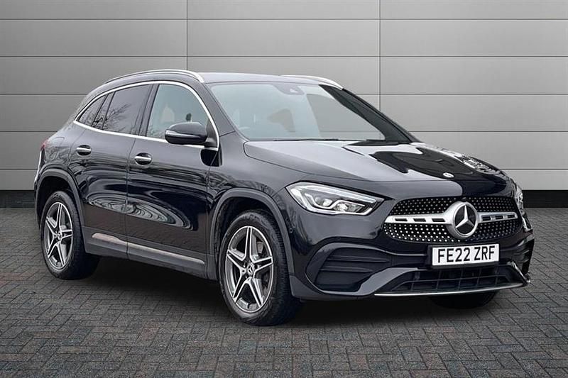 Used Mercedes GLA250 Premium 218 HP (160 kW) 2022 Cosmos black SUV