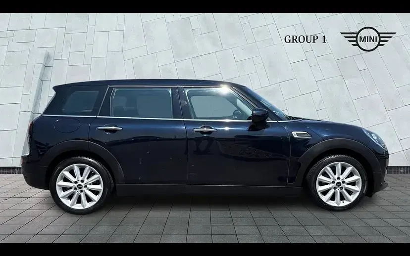 Used Mini Cooper Clubman Classic 136 HP (100 kW) 2019 Black Estate