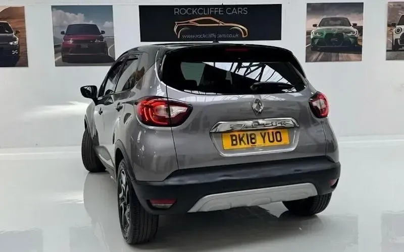 Używany Renault Captur Dynamique 90 KM (66 kW) 2018 Szary SUV