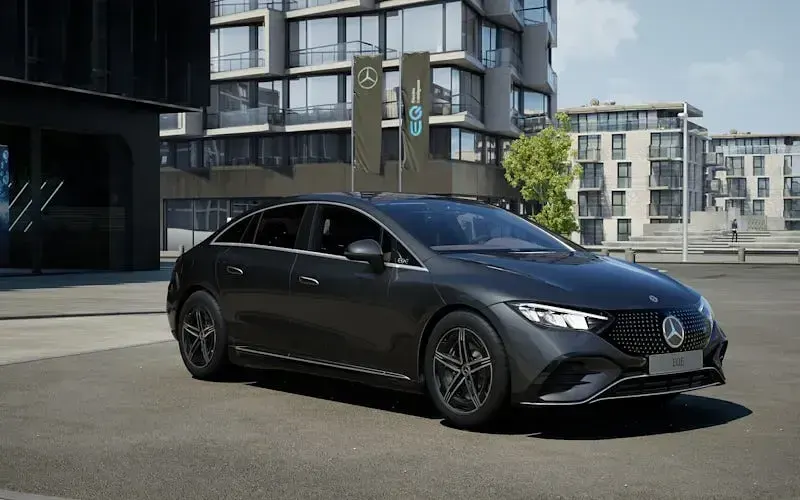 Second-hand Mercedes EQE500 AMG line 330 kW (449 CP) 2026 Berlinǎ