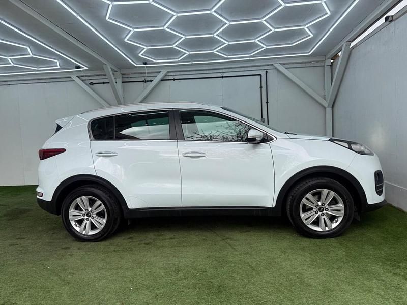 Used Kia Sportage 177 HP (130 kW) 2016 White SUV