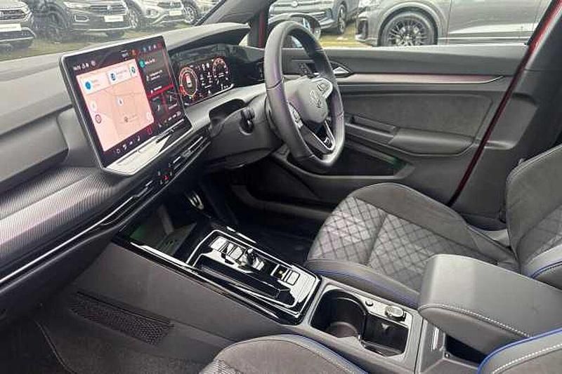 Used VW Golf VIII 150 HP (110 kW) 2025