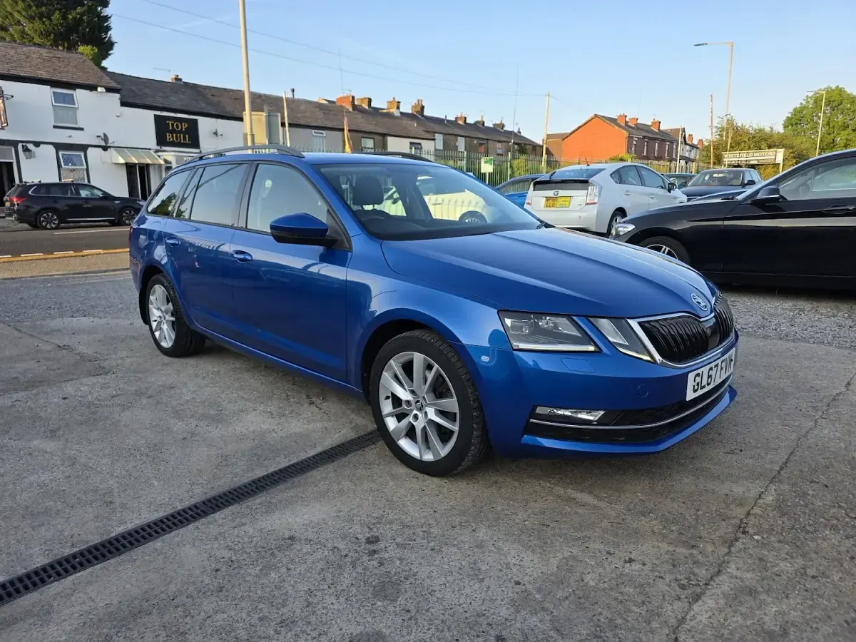 Used Skoda Octavia SE L 2017 Blue Estate