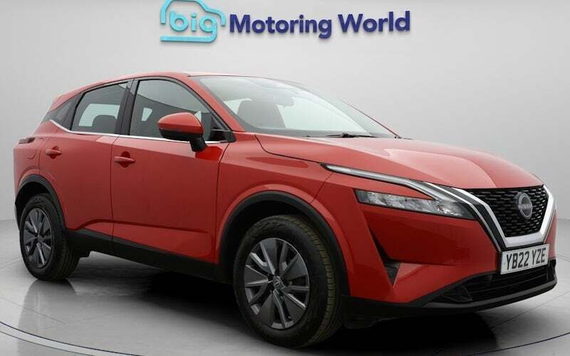 Red Used 2022 Nissan Qashqai Visia SUV | £13,800 (Super price) - Image 1/4
