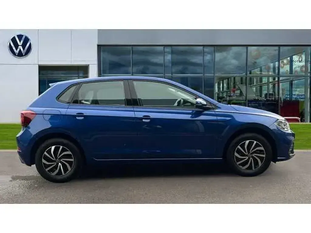 New VW Polo Life 95 HP (69 kW) 2025 Reef blue metallic Hatchback