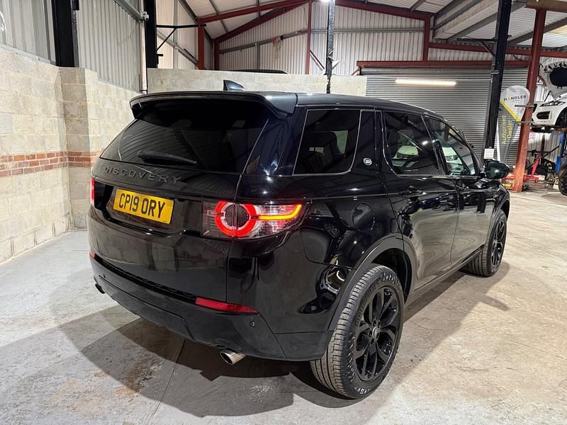 Used Land Rover Discovery Sport Landmark 180 HP (132 kW) 2019 Black SUV