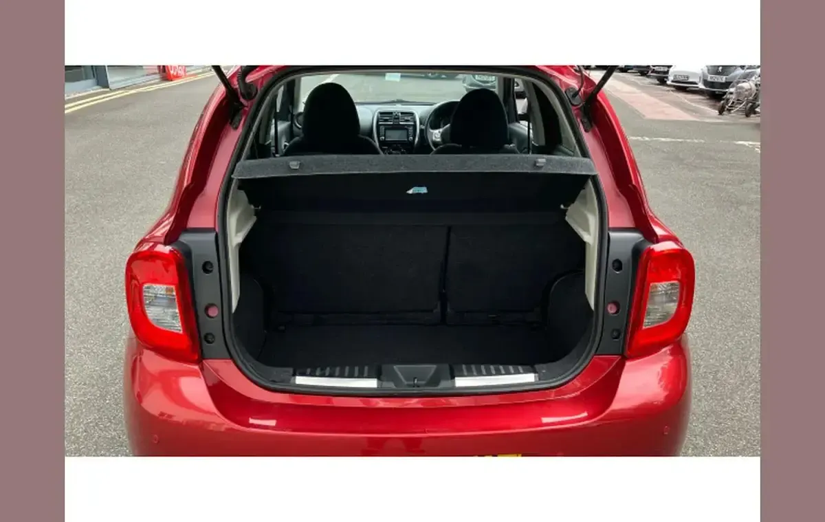 Used Nissan Micra N-TEC 80 HP (58 kW) 2017 Red Hatchback