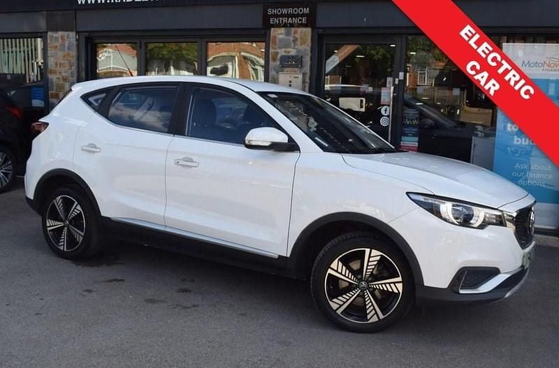 Used MG ZS Excite 105 kW (143 HP) 2021 White Sedan
