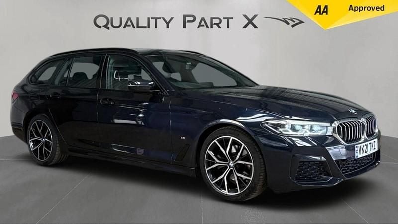 Black Used 2021 BMW 520 M Sport Estate | £18,349 (Good price) - Image 1/4