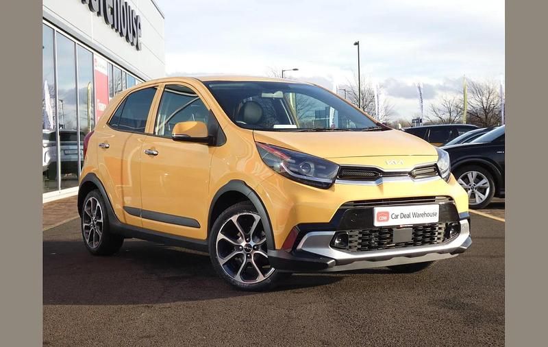 Used Kia Picanto X-Line 65 HP (47 kW) 2023 Yellow Hatchback