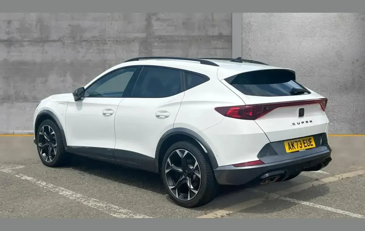 Used Cupra Formentor VZ2 241 HP (177 kW) 2023 White SUV