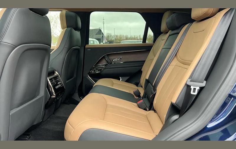 Used Land Rover Range Rover Sport SE Dynamic 440 HP (323 kW) 2023 Metallic  portofino blue SUV