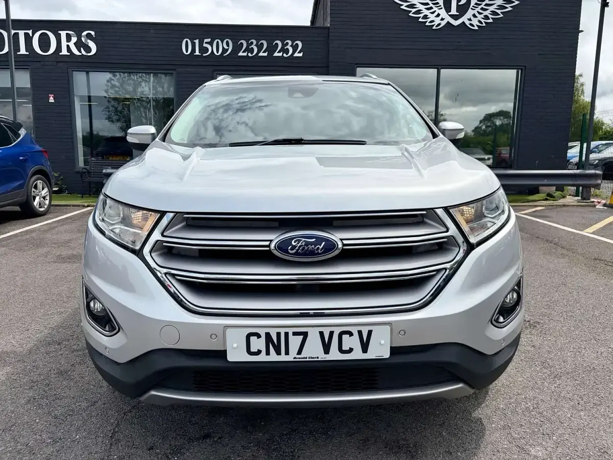 Used Ford Edge Titanium 180 HP (132 kW) 2017 Silver SUV