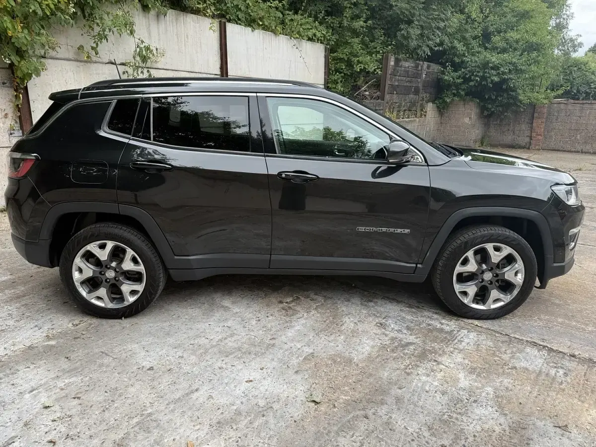 Used Jeep Compass Limited 140 HP (102 kW) 2020 Black SUV