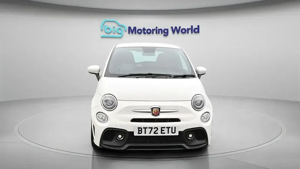 Usado Abarth 595 Pista 165 HP (121 kW) 2022 Branco Citadino