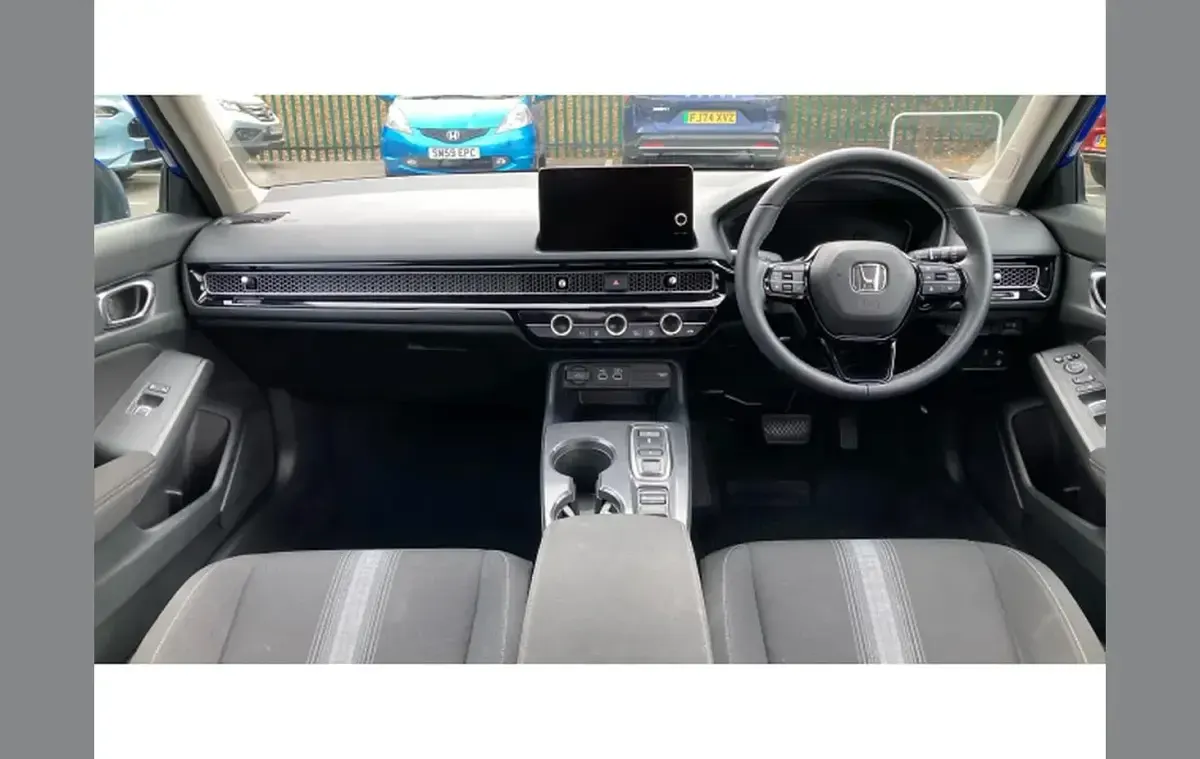 Used Honda Civic Elegance 184 HP (135 kW) 2025 Blue Hatchback