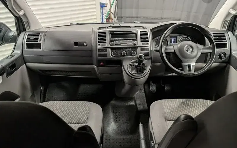 Used VW T5 Highline 140 HP (102 kW) 2014 Grey Van