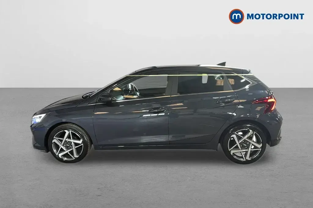 Używany Hyundai i20 Ultimate 101 KM (74 kW) 2025 Szary Hatchback