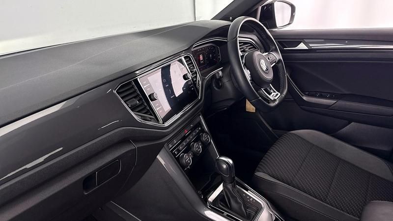 Used VW T-Roc R-line 150 HP (110 kW) 2022 Black SUV