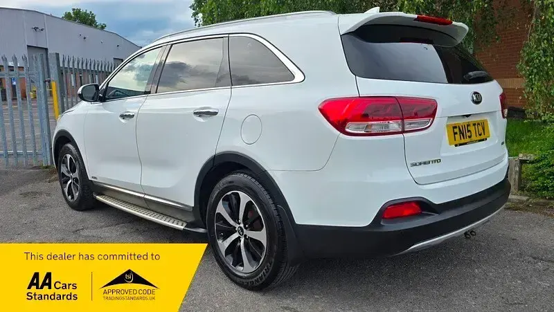 Used Kia Sorento 197 HP (144 kW) 2015 White SUV