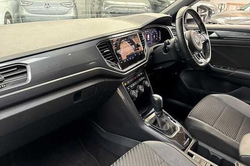 Used VW T-Roc R-line 150 HP (110 kW) 2021 White SUV