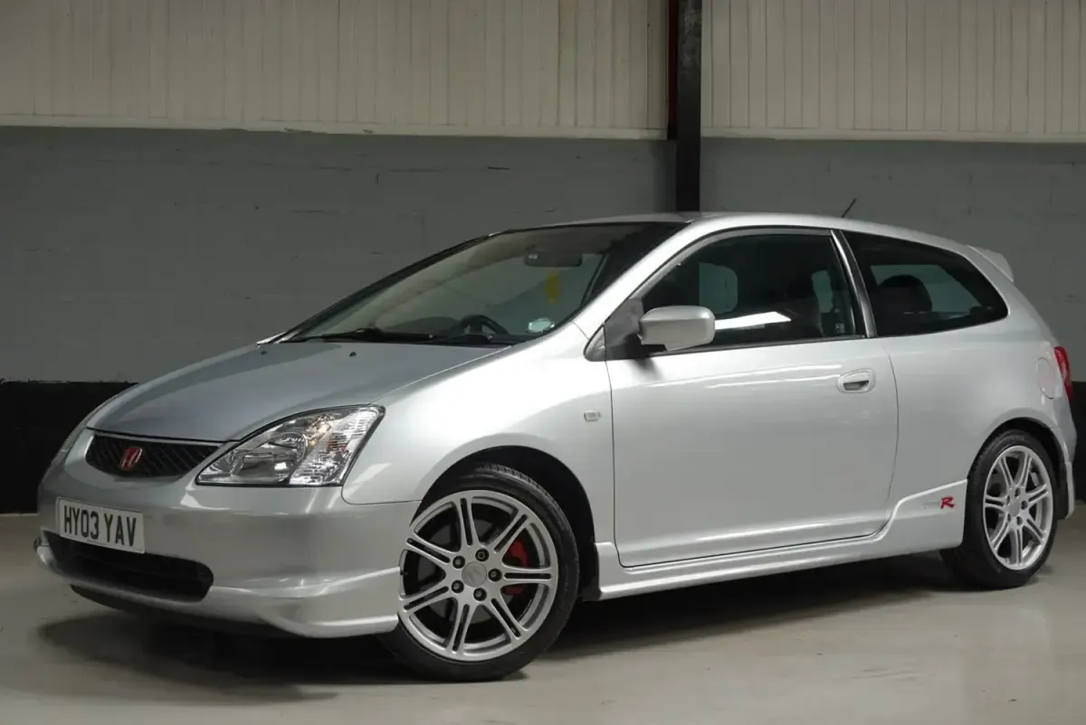 Begagnad Honda Civic Type R 2003 Silver Halvkombi