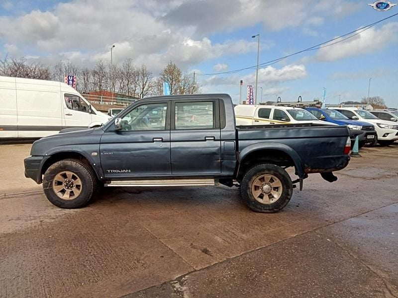 Used Mitsubishi L200 2006 Grey Pickup