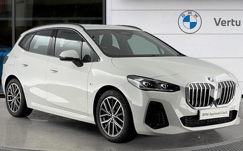 White Used 2022 BMW 218 M Sport Estate | £22,235 (Expensive) - Image 1/4