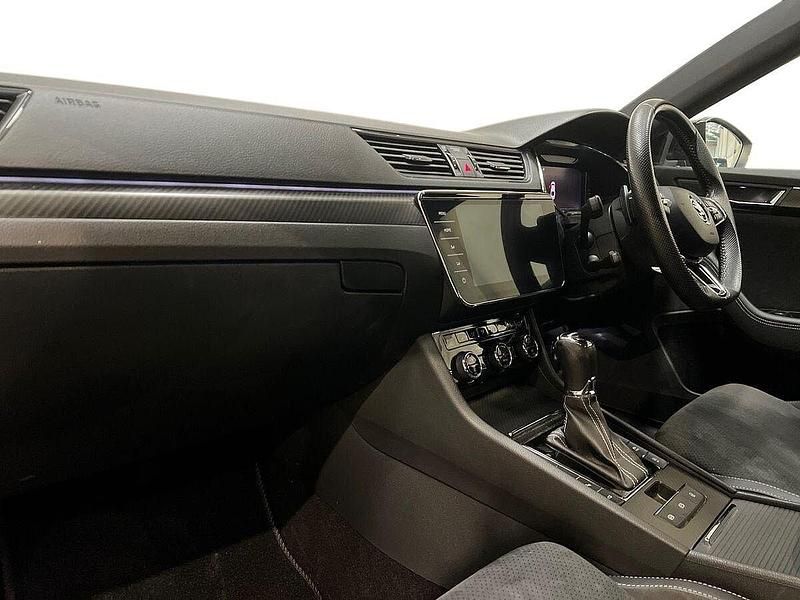 Used Skoda Superb SportlinePlus 147 HP (108 kW) 2022 Meteor grey Hatchback