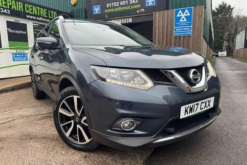 Used Nissan X-Trail N-Vision 2017 Blue SUV