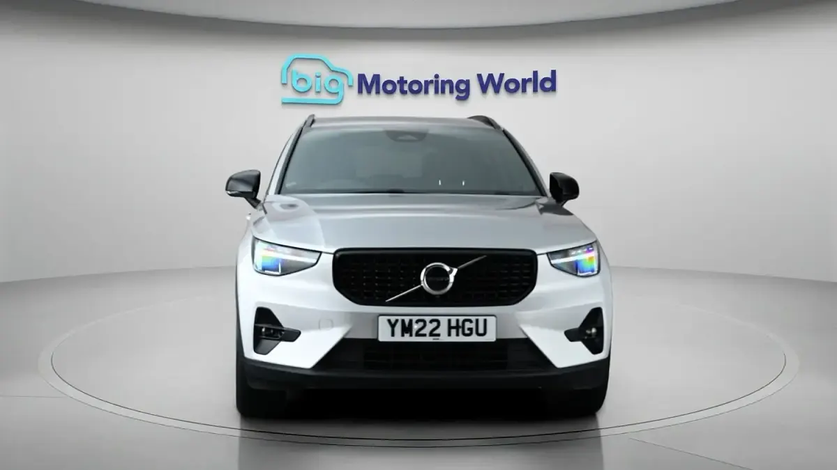 Used Volvo XC40 Plus 2022 Silver SUV