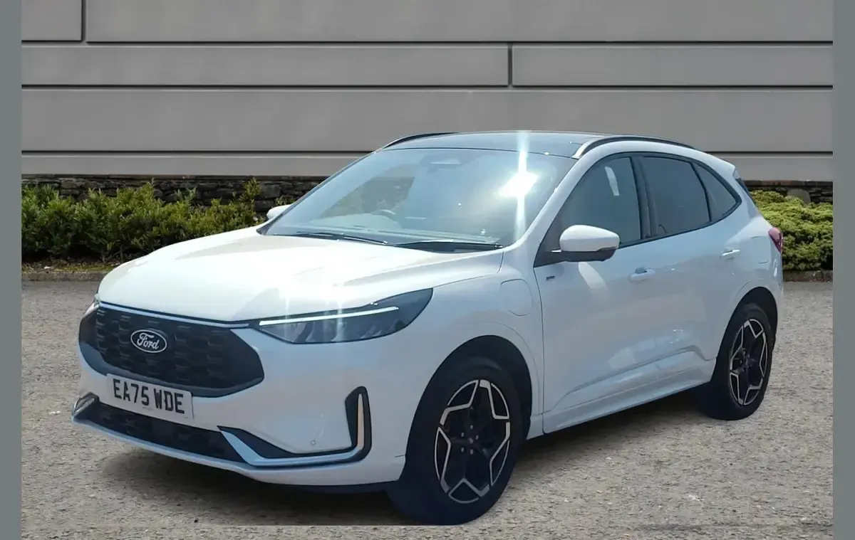 Used Ford Kuga ST-Line X 239 HP (175 kW) 2025 White SUV