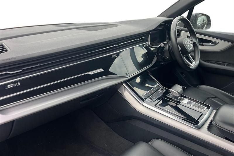 Used Audi Q7 S-Line 381 HP (280 kW) 2021 Black SUV
