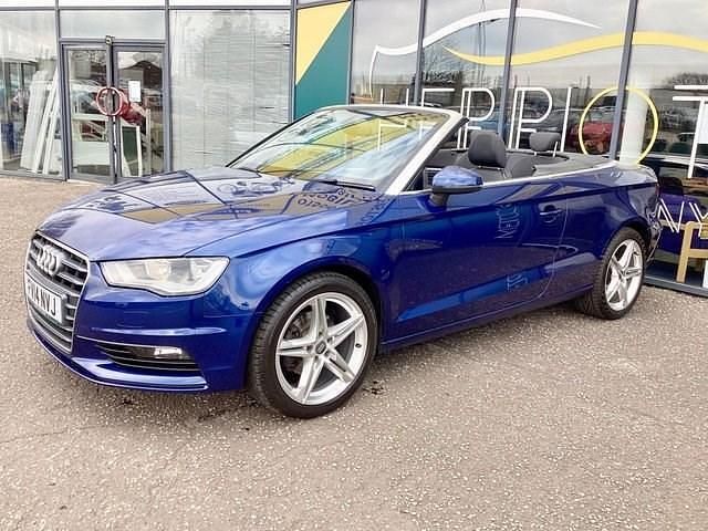 Usado Audi Cabriolet Design 150 HP (110 kW) 2014 Cabrios