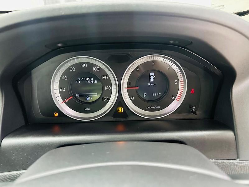 Used Volvo XC60 SE Lux 2012 Blue SUV