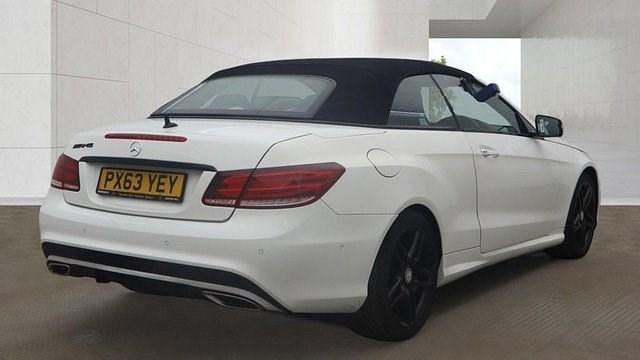 Used Mercedes E220 AMG 170 HP (125 kW) 2014 White Cabriolet