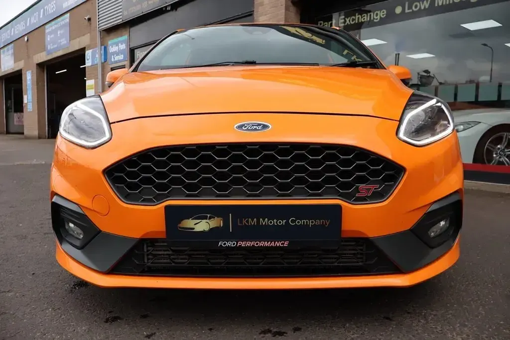 Used Ford Fiesta Performance Edition 200 HP (147 kW) 2019 Orange Hatchback