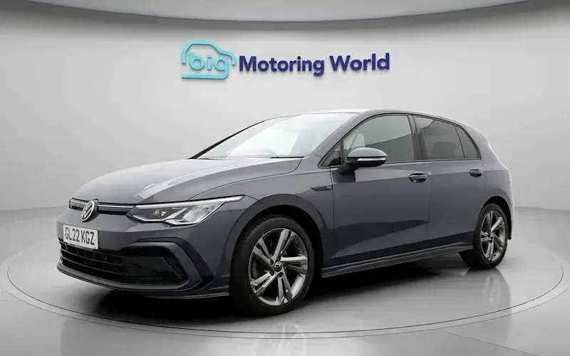 Used VW Golf VII R-line 150 HP (110 kW) 2021 Hatchback