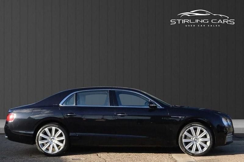 Used Bentley Flying Spur 625 HP (459 kW) 2015 Black Sedan