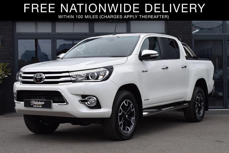 White Used 2017 Toyota HiLux Pickup | £21,999 (Fair price) - Image 1/4