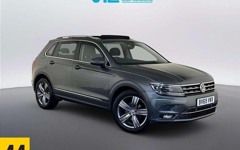 Used VW Tiguan SEL 150 HP (110 kW) 2019 Grey SUV